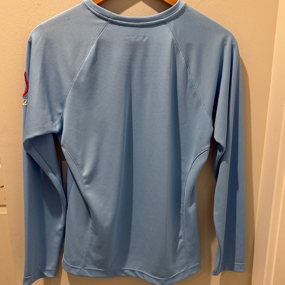Montauk Tackle Co. Light Blue Dryprotect Long Sleeve Women's Top size medium - Picture 4 of 9